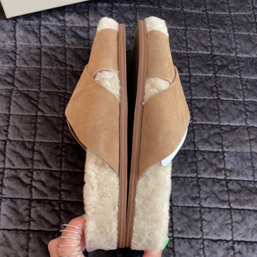 marc fisher sherpa sandals - Picture 8 of 8